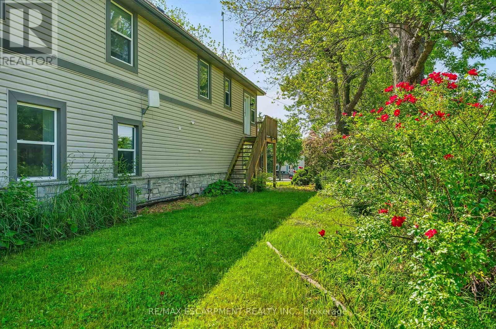 483 HARVEST ROAD Image 29