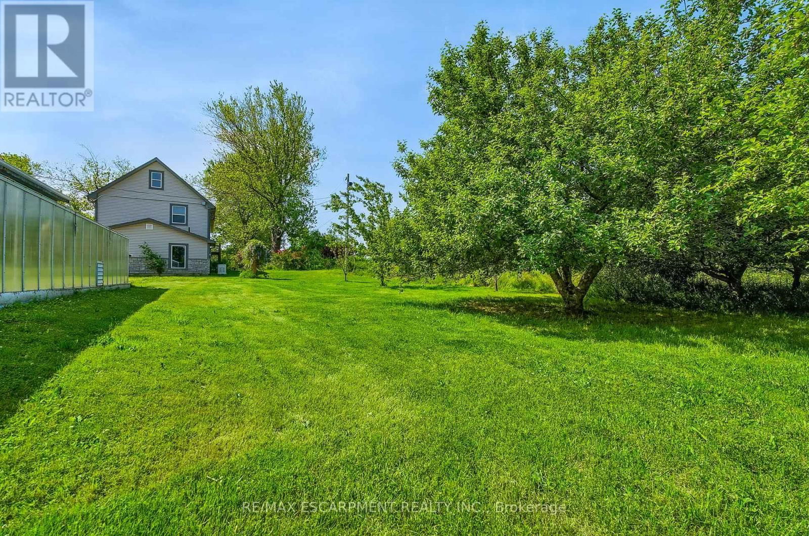 483 HARVEST ROAD Image 30