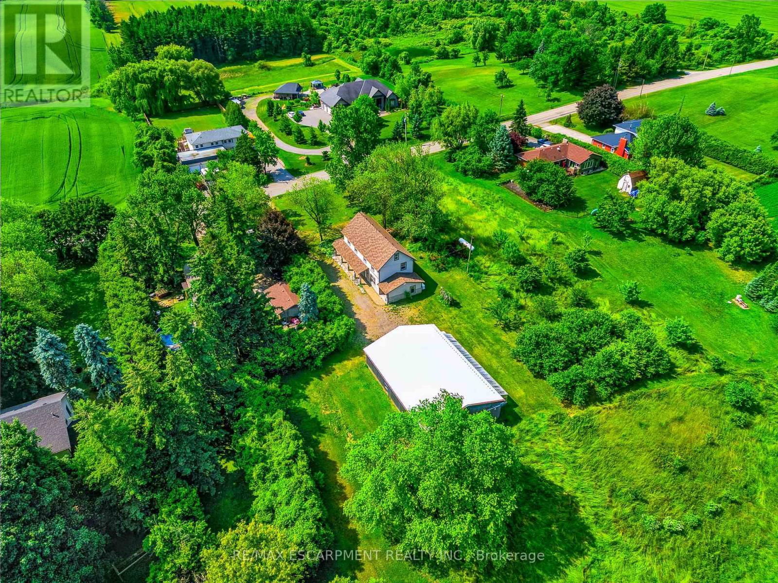 483 HARVEST ROAD Image 32