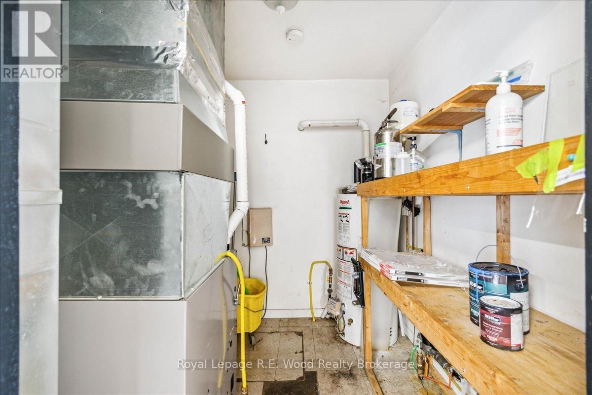 29 WELLINGTON STREET Image 24