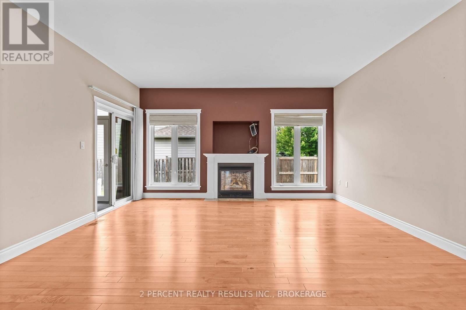 873 JASMINE STREET Image 12