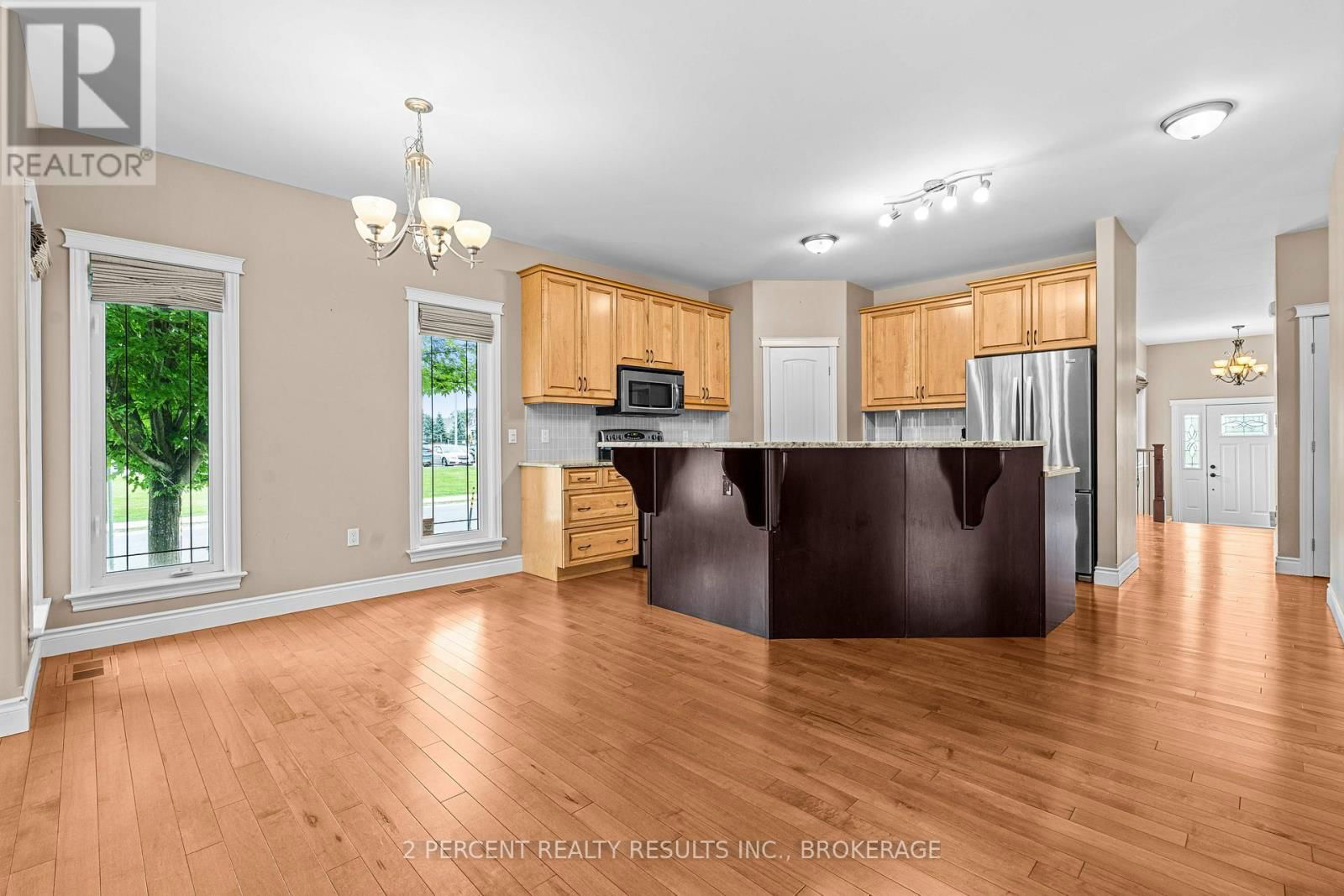 873 JASMINE STREET Image 14