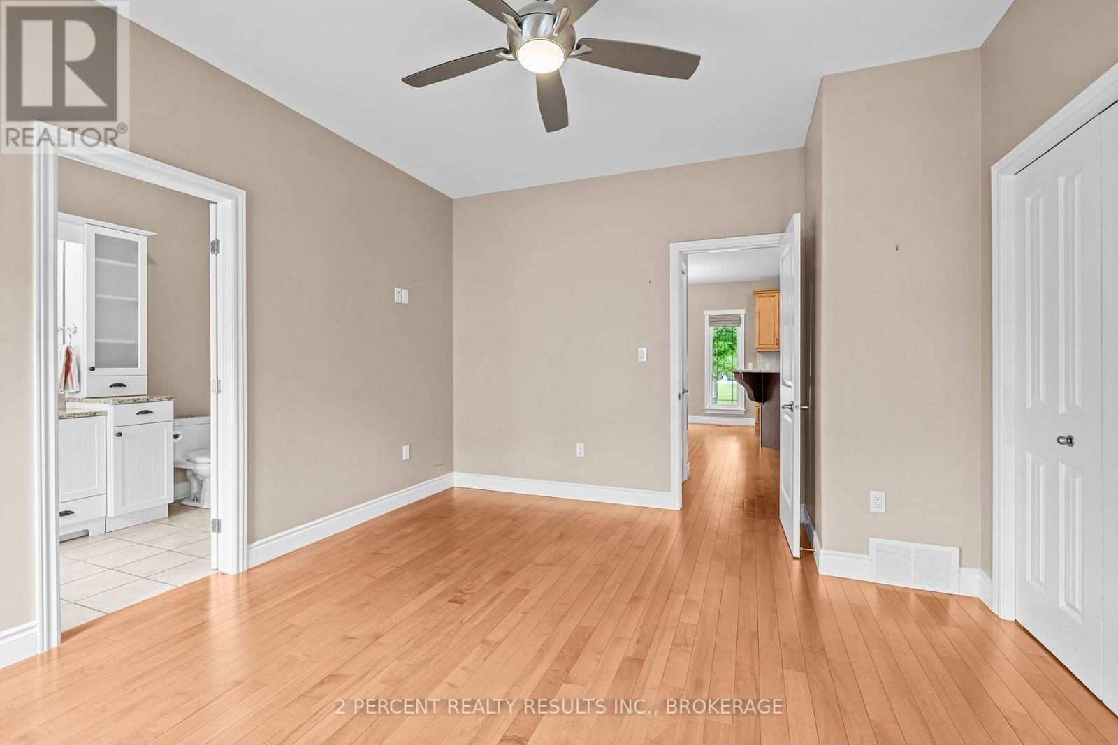 873 JASMINE STREET Image 22