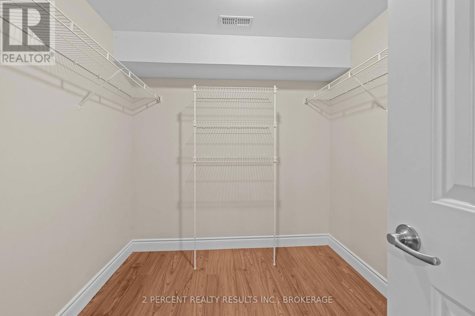 873 JASMINE STREET Image 38