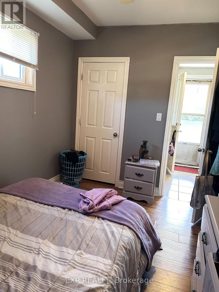 203 GROVE STREET Image 12