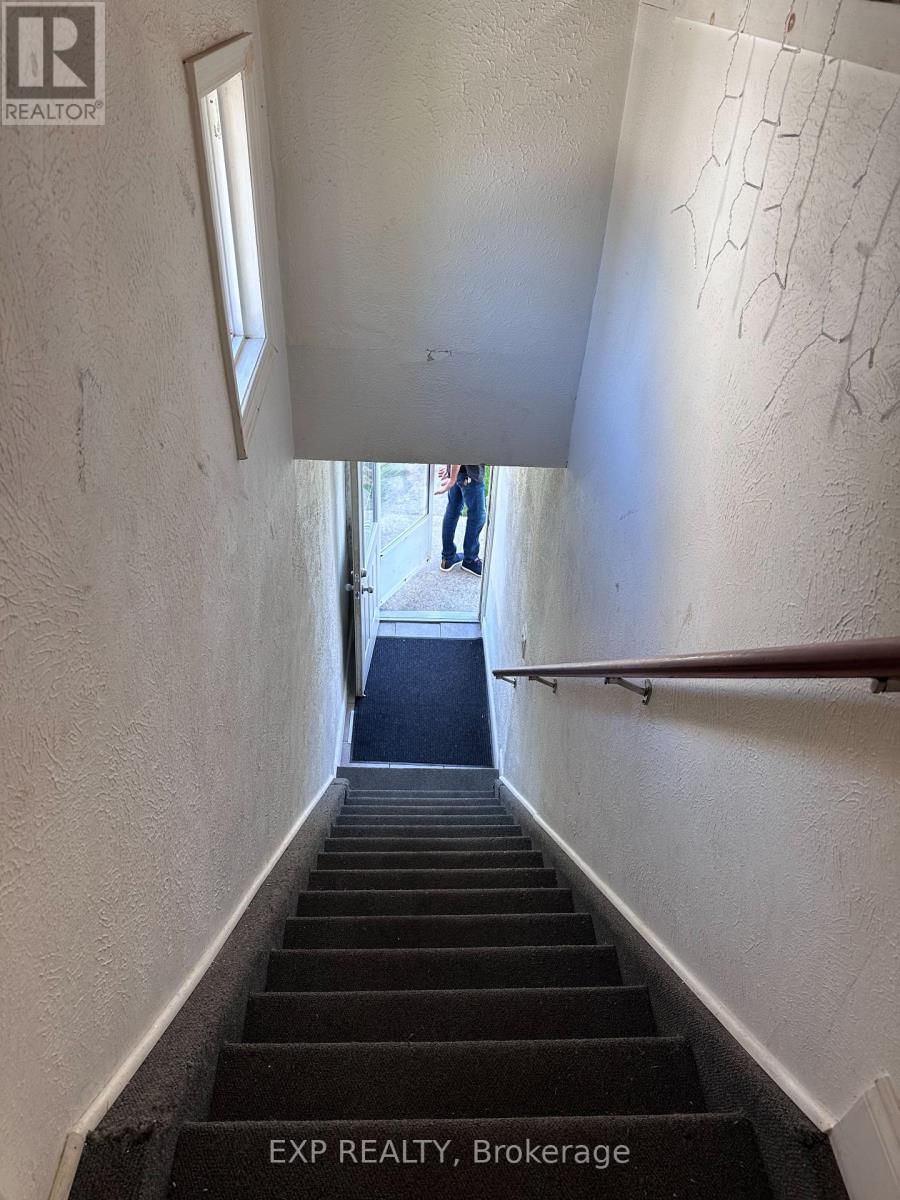 203 GROVE STREET Image 14