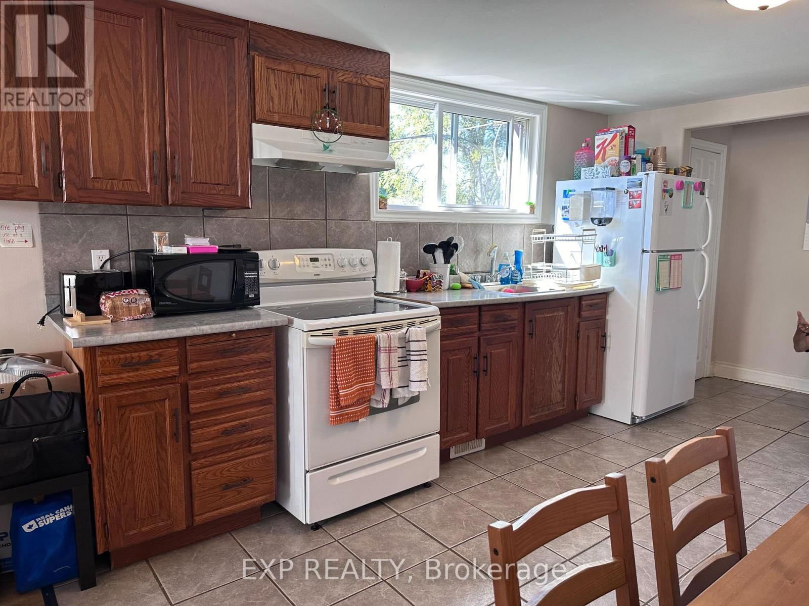 203 GROVE STREET Image 15