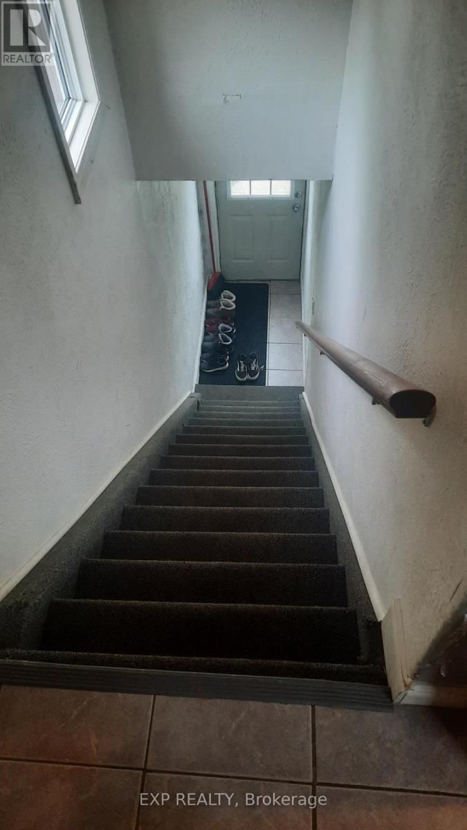 203 GROVE STREET Image 35