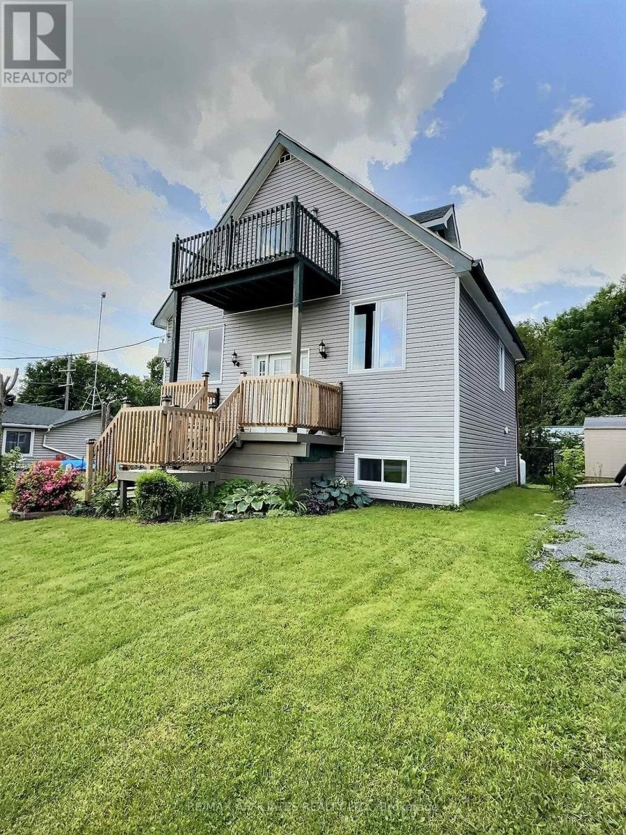 861 LOUIS ERNEST ROAD Image 2