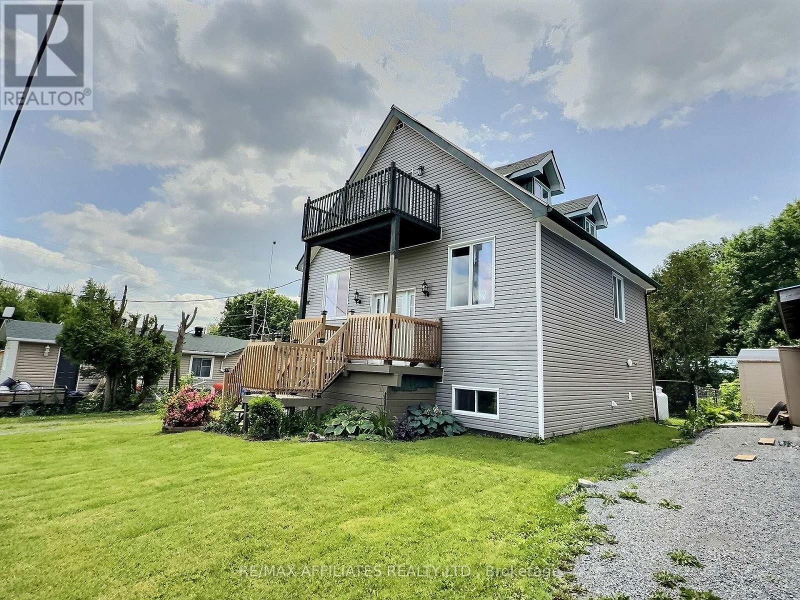 861 LOUIS ERNEST ROAD Image 3