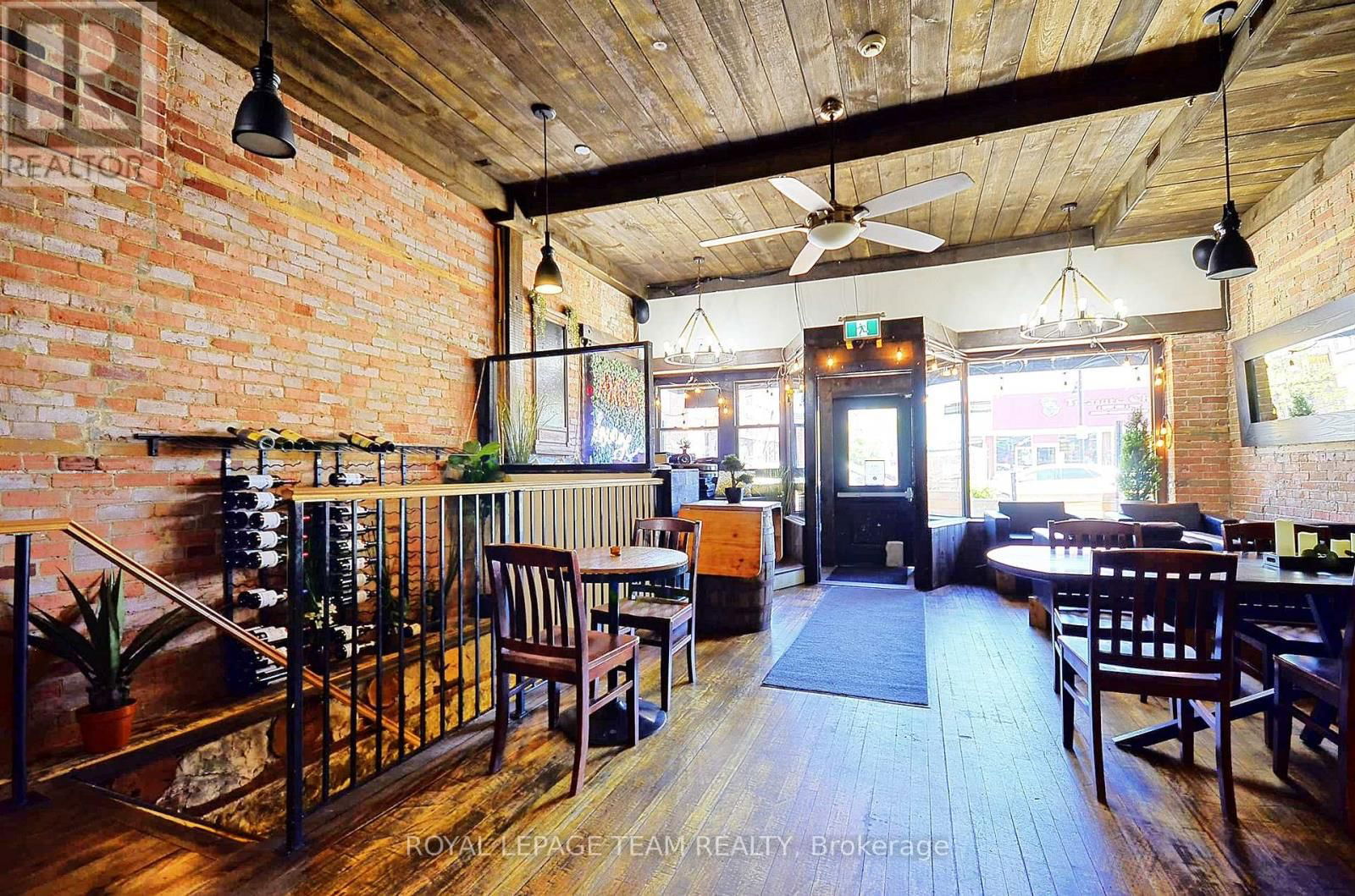26 ELGIN STREET WEST Image 9