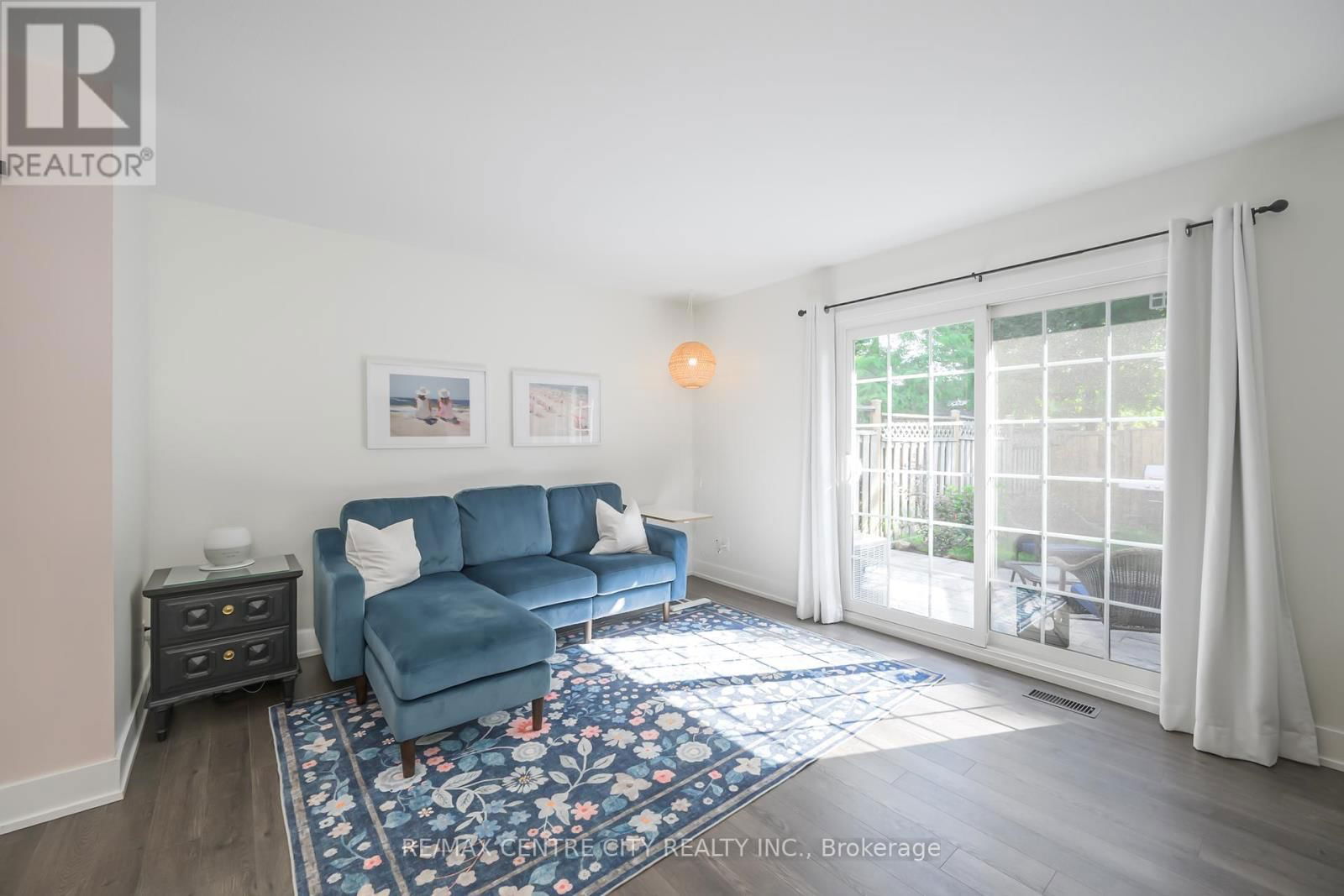 48 - 92 HOMESTEAD CRESCENT Image 12