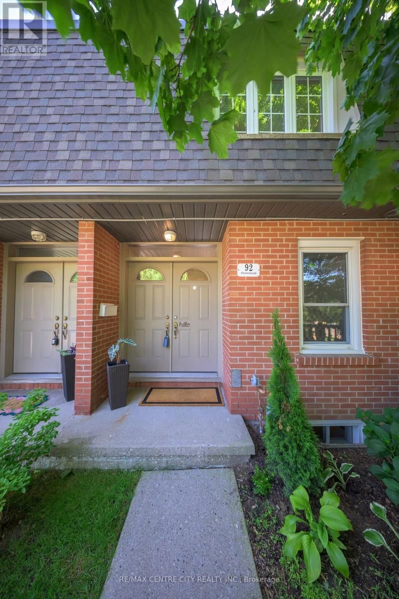 48 - 92 HOMESTEAD CRESCENT Image 2