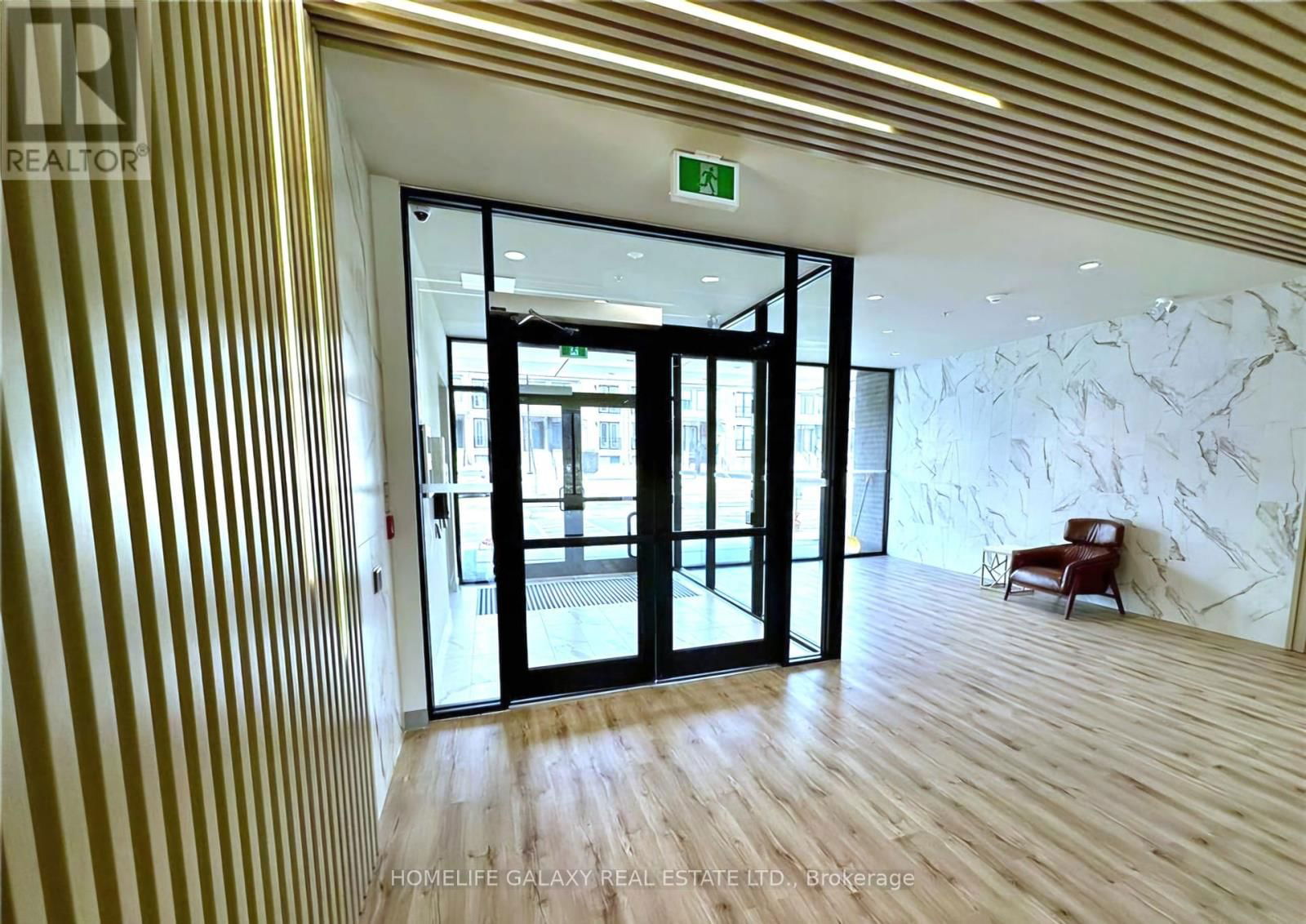 505 - 107 ROGER STREET Image 4