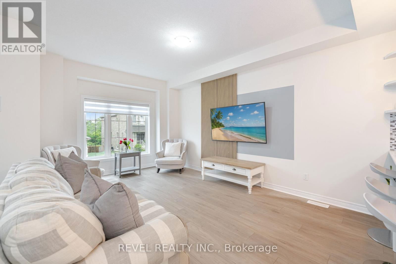 316 HUMPHREY STREET Image 10