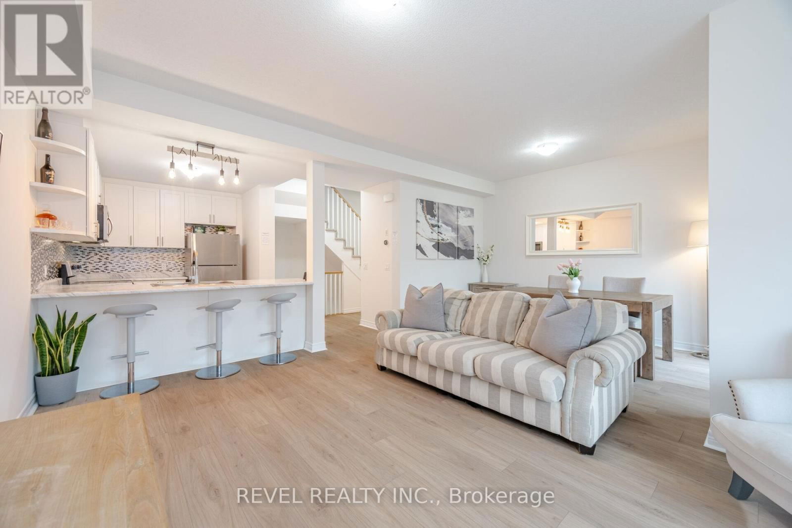 316 HUMPHREY STREET Image 12