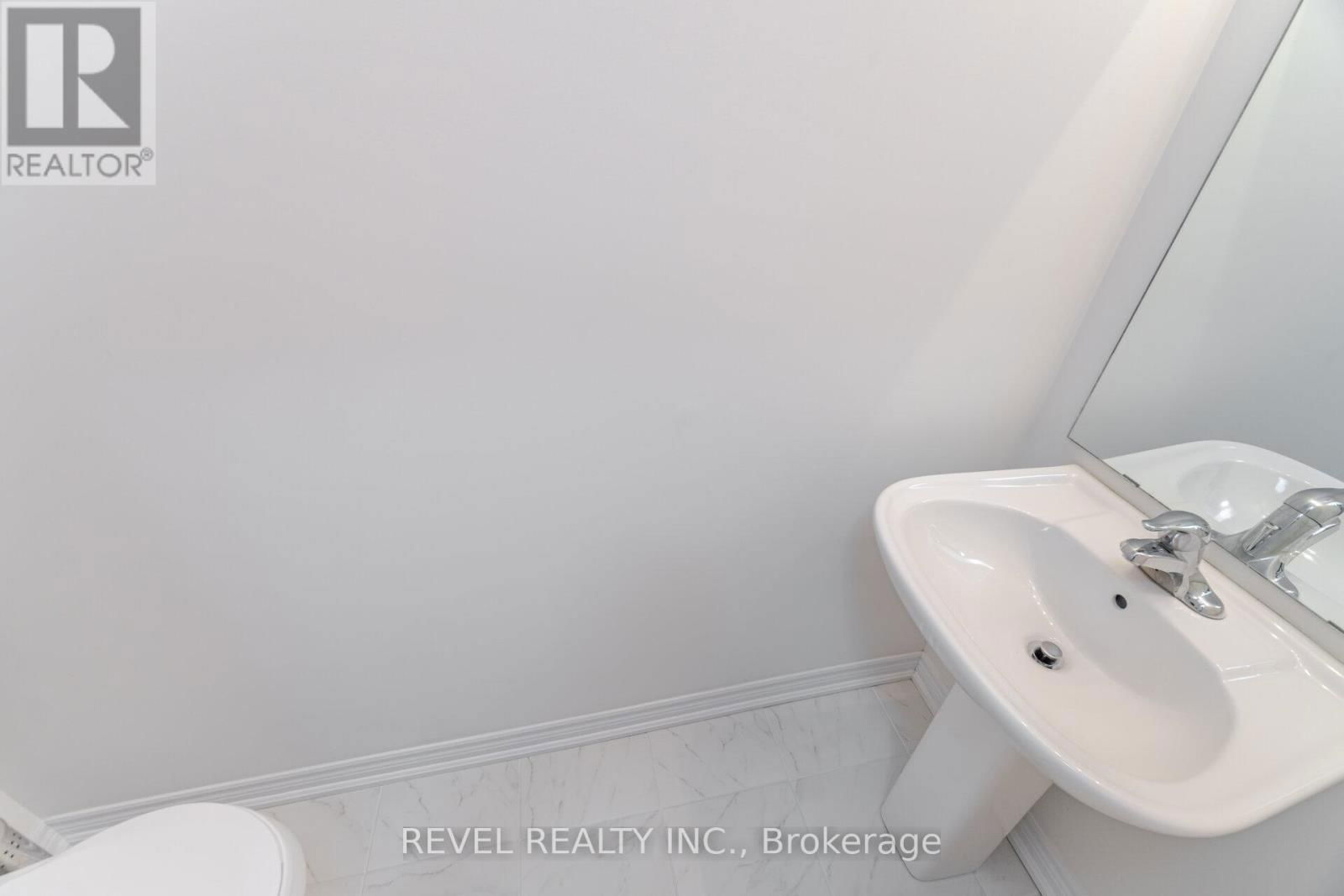 316 HUMPHREY STREET Image 18