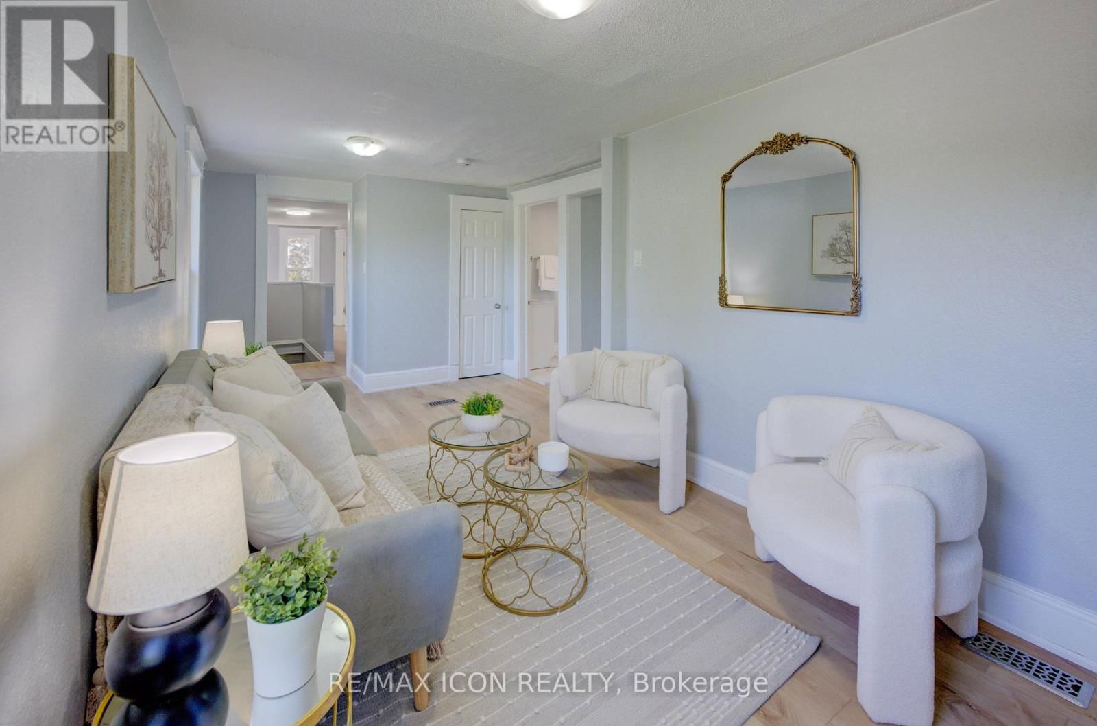 63 BROOK STREET Image 18