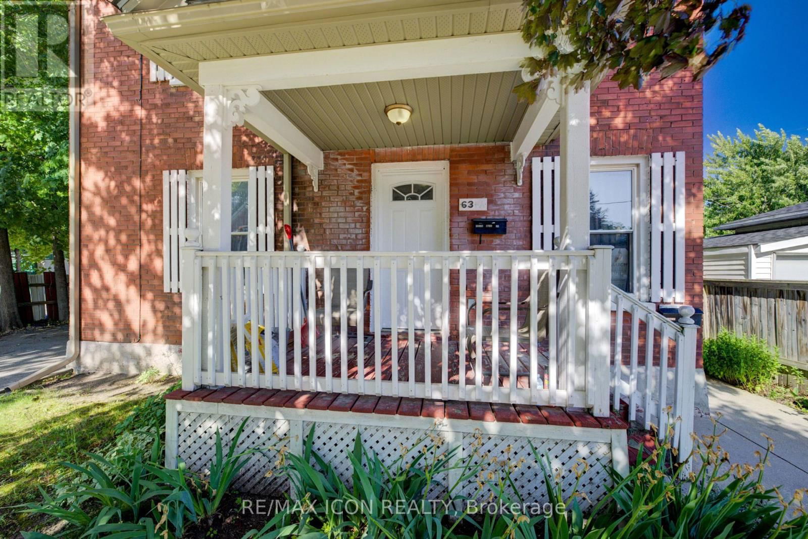63 BROOK STREET Image 3