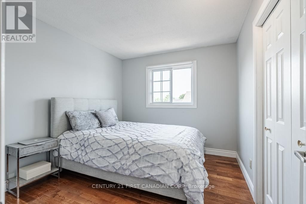 169 ASHLEY CRESCENT Image 17