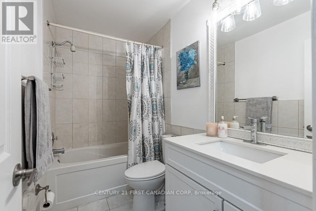 169 ASHLEY CRESCENT Image 20