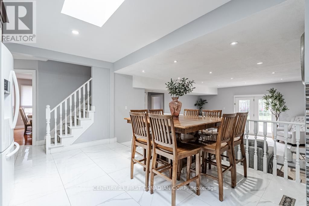 169 ASHLEY CRESCENT Image 27
