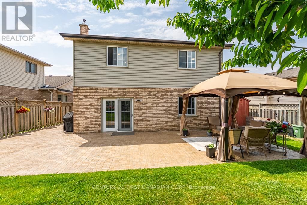 169 ASHLEY CRESCENT Image 44