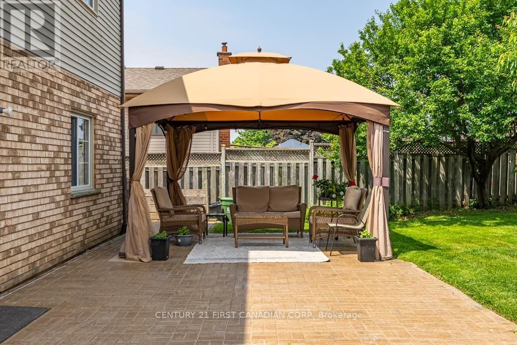 169 ASHLEY CRESCENT Image 49