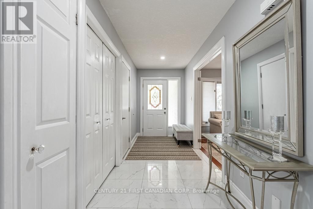 169 ASHLEY CRESCENT Image 5