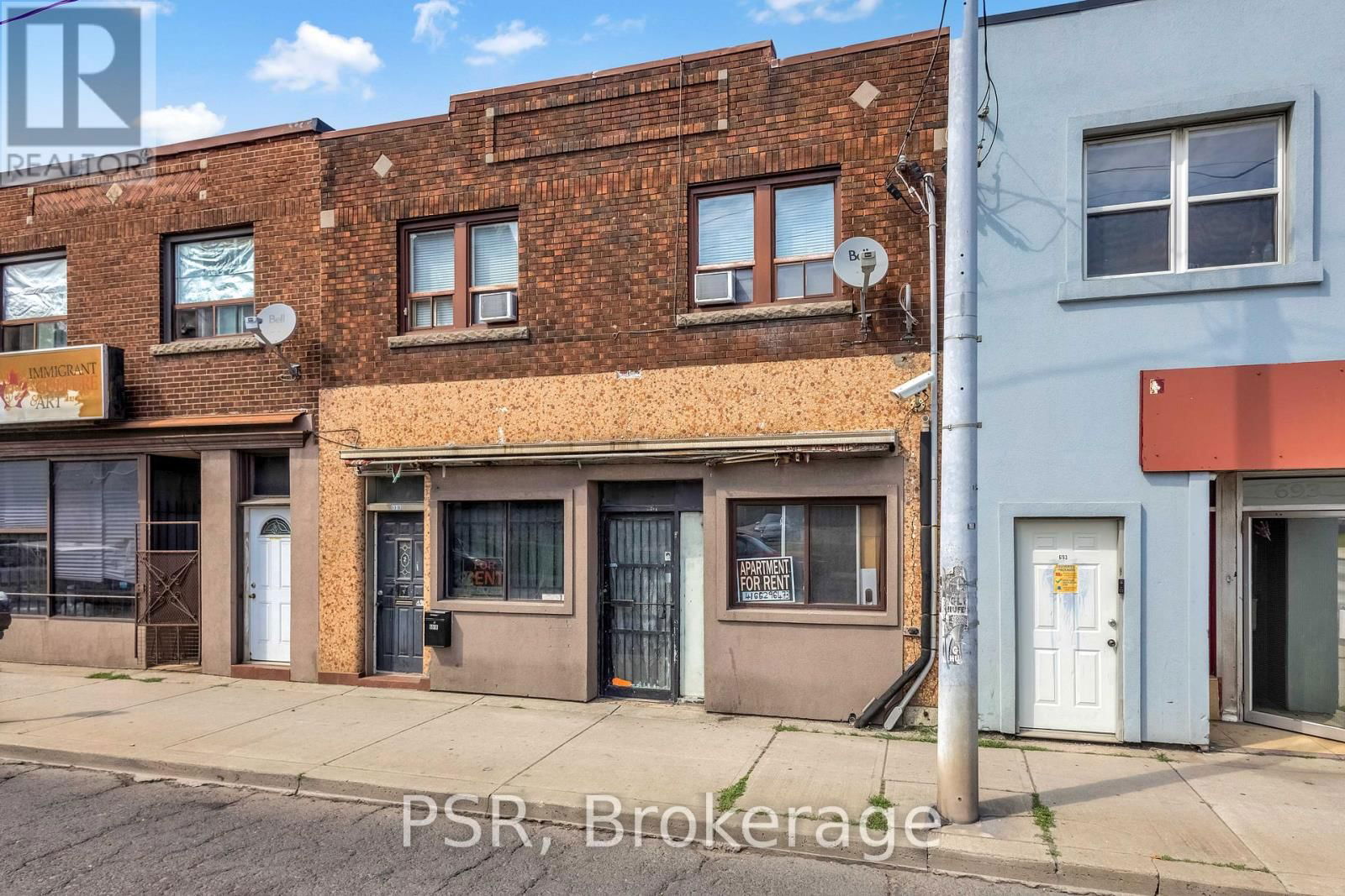 691 BARTON STREET EAST Image 2