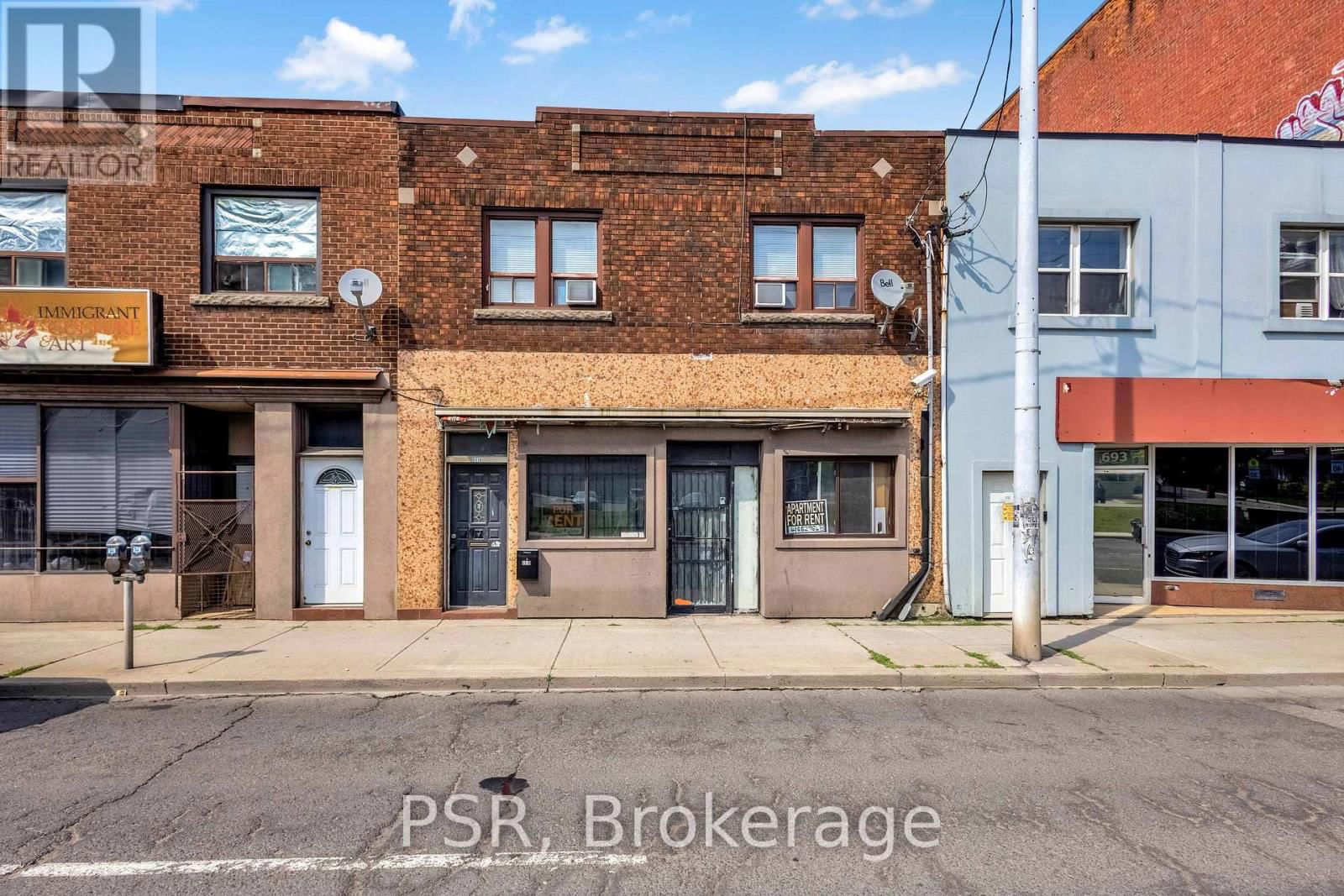 691 BARTON STREET EAST Image 3
