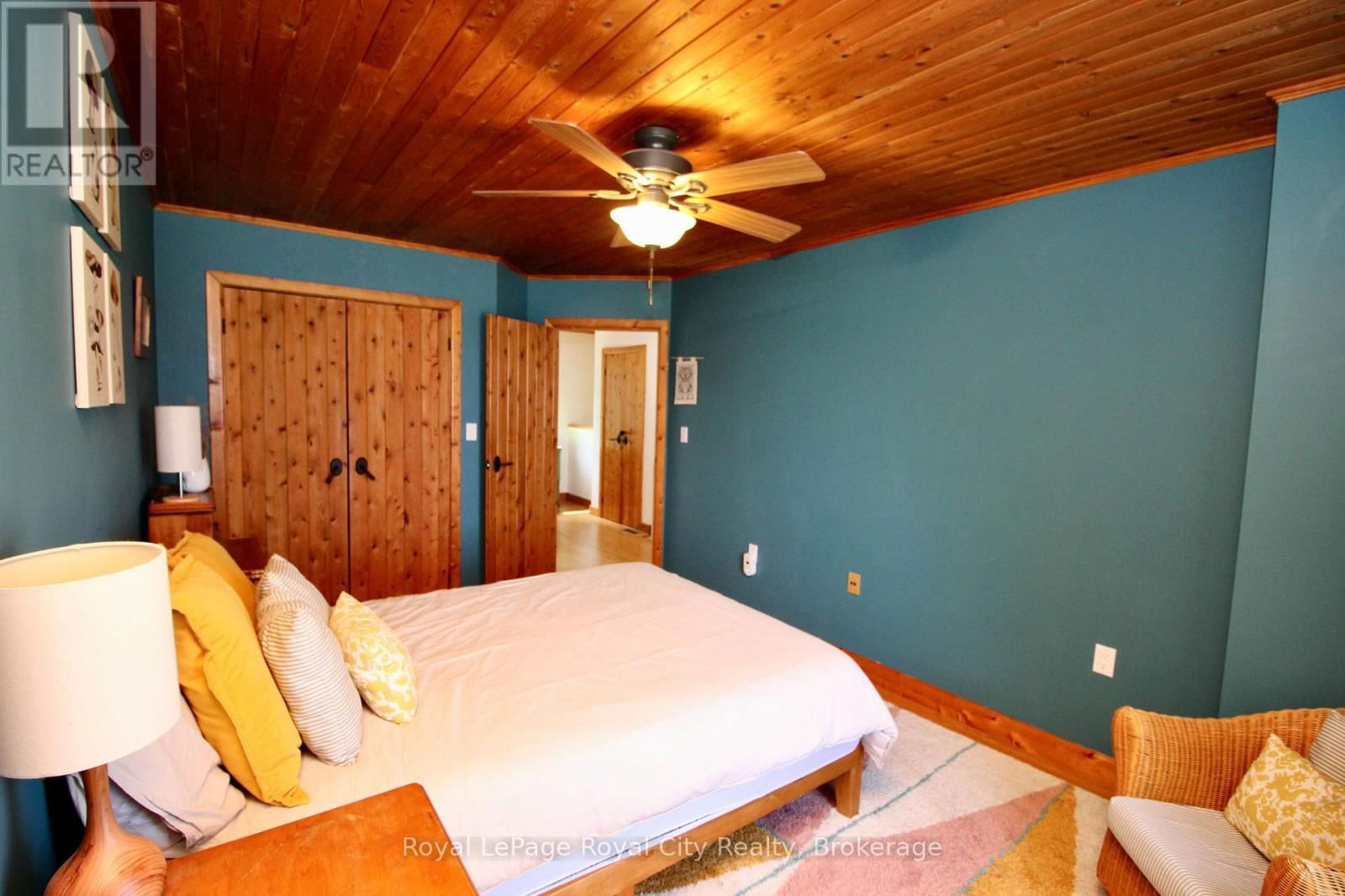 14 DOCK LANE Image 23