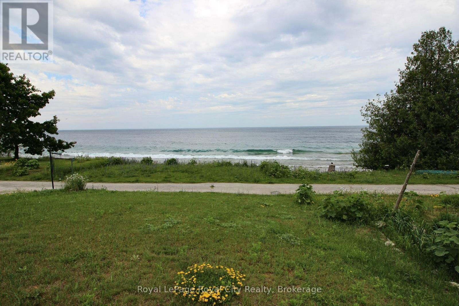 14 DOCK LANE Image 3
