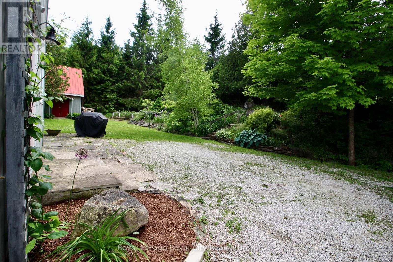 14 DOCK LANE Image 35