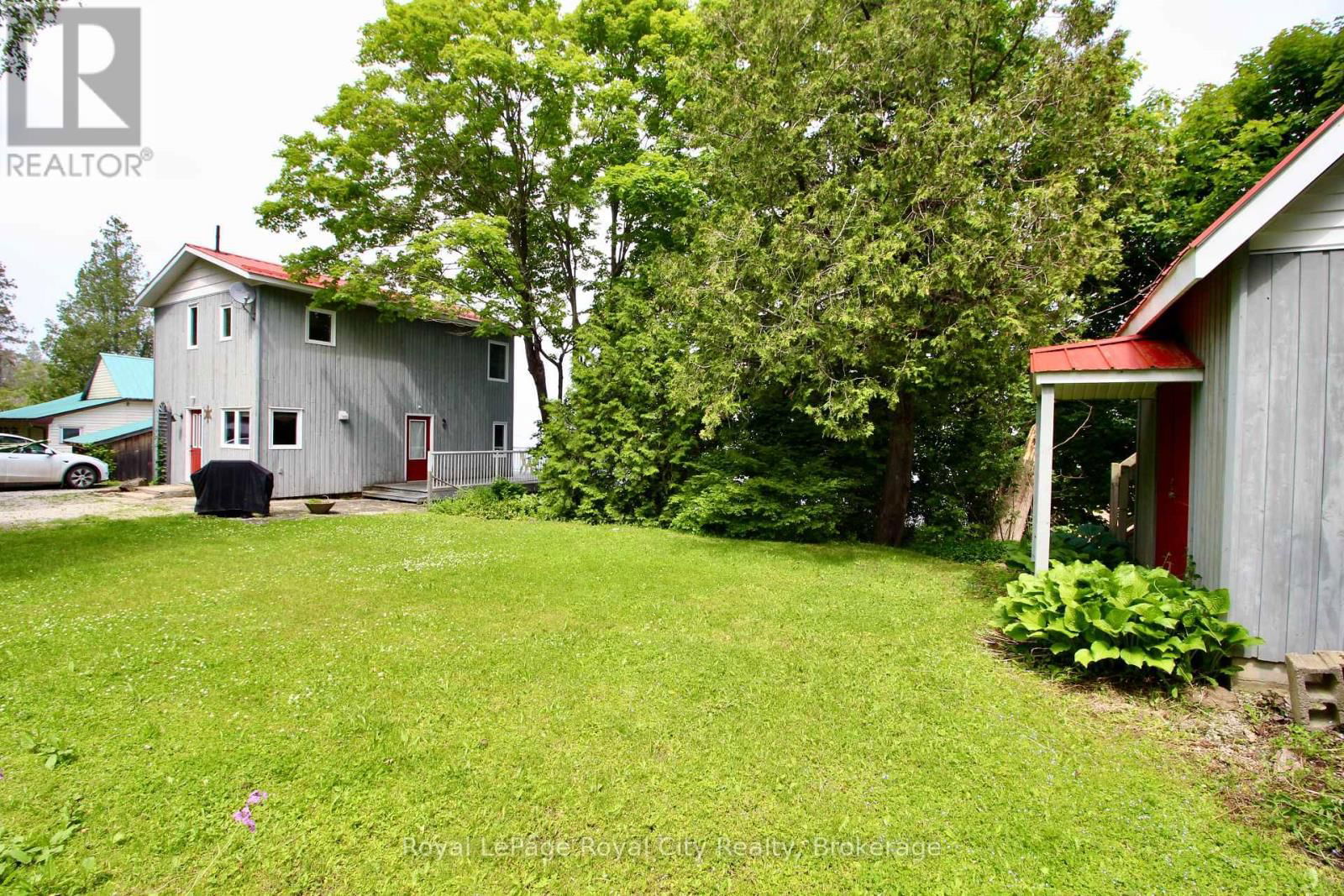 14 DOCK LANE Image 38