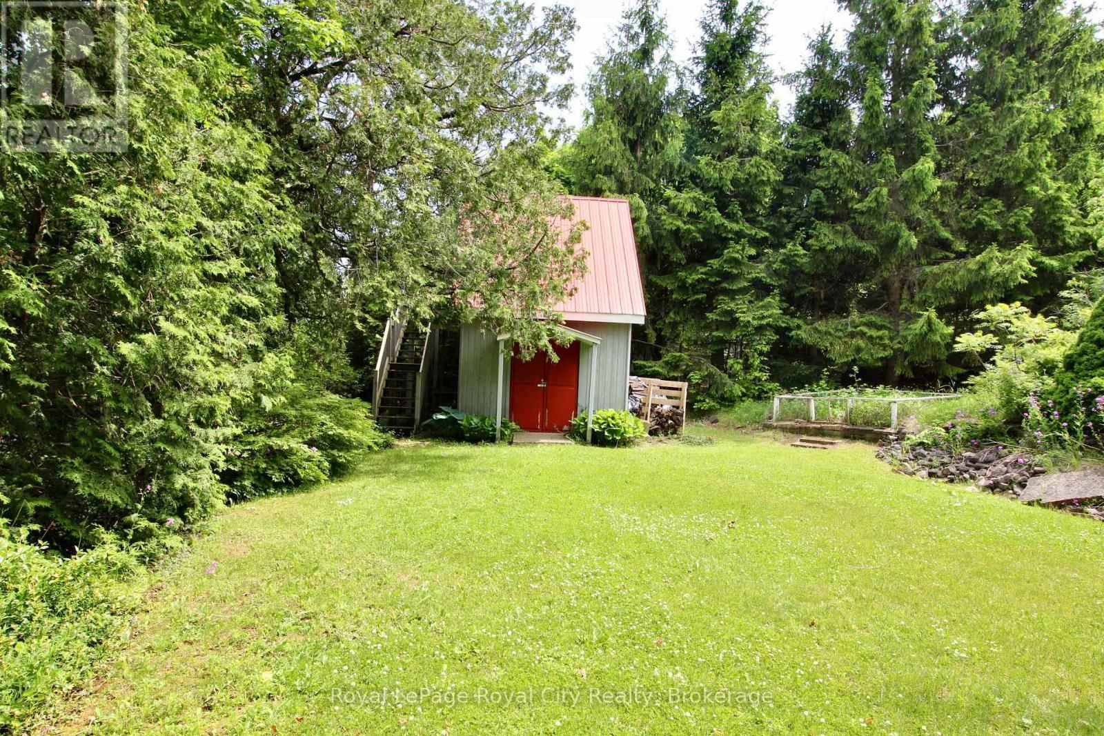 14 DOCK LANE Image 41