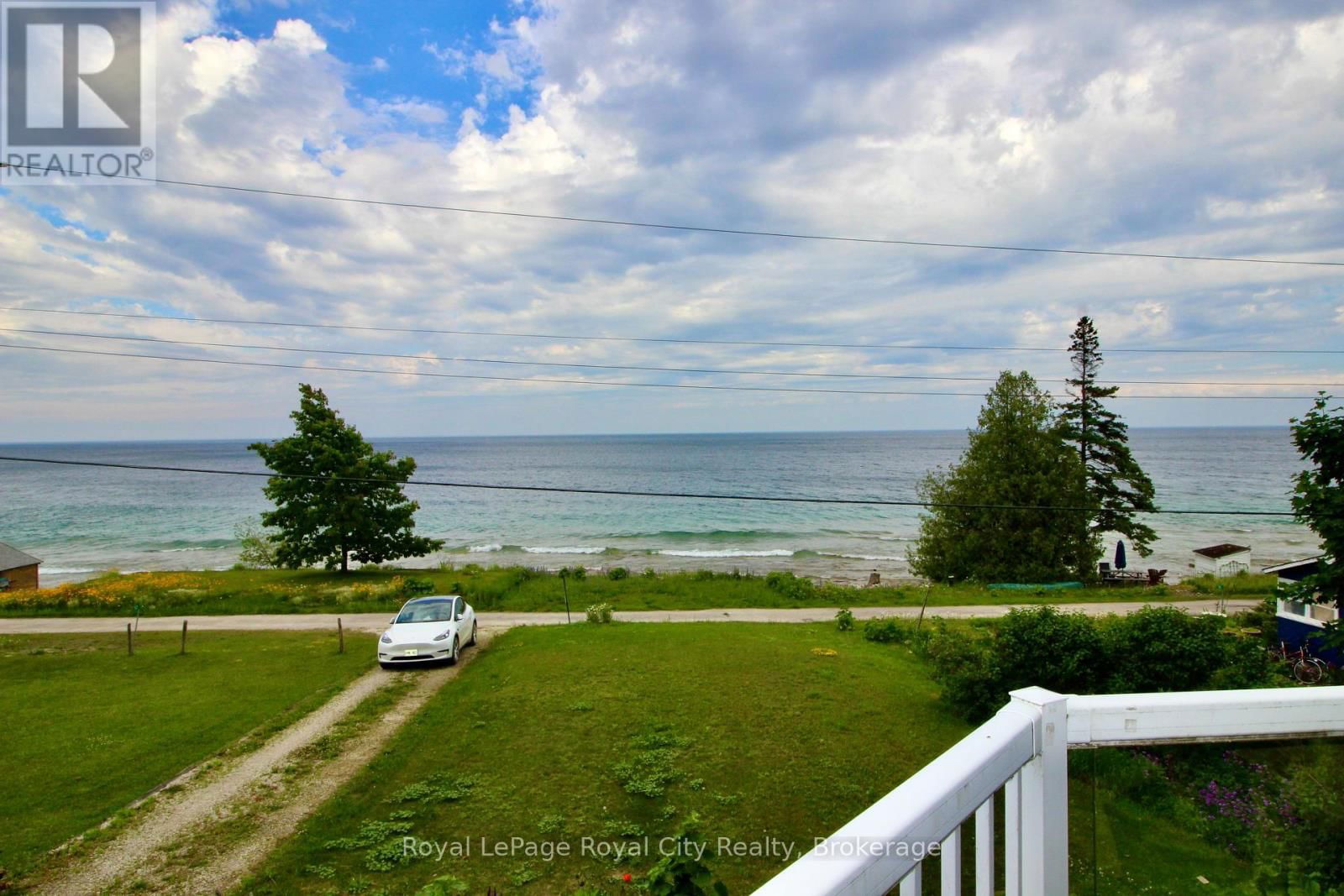 14 DOCK LANE Image 5