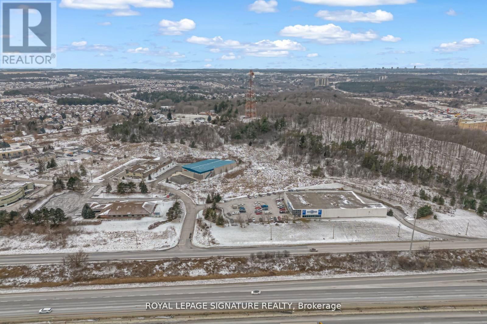 6 EXECUTIVE PLACE Image 16