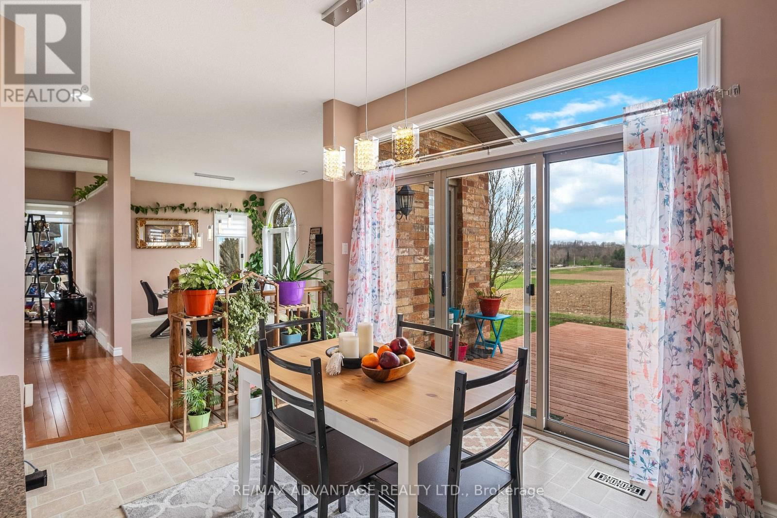 129 THAMESVIEW CRESCENT Image 15