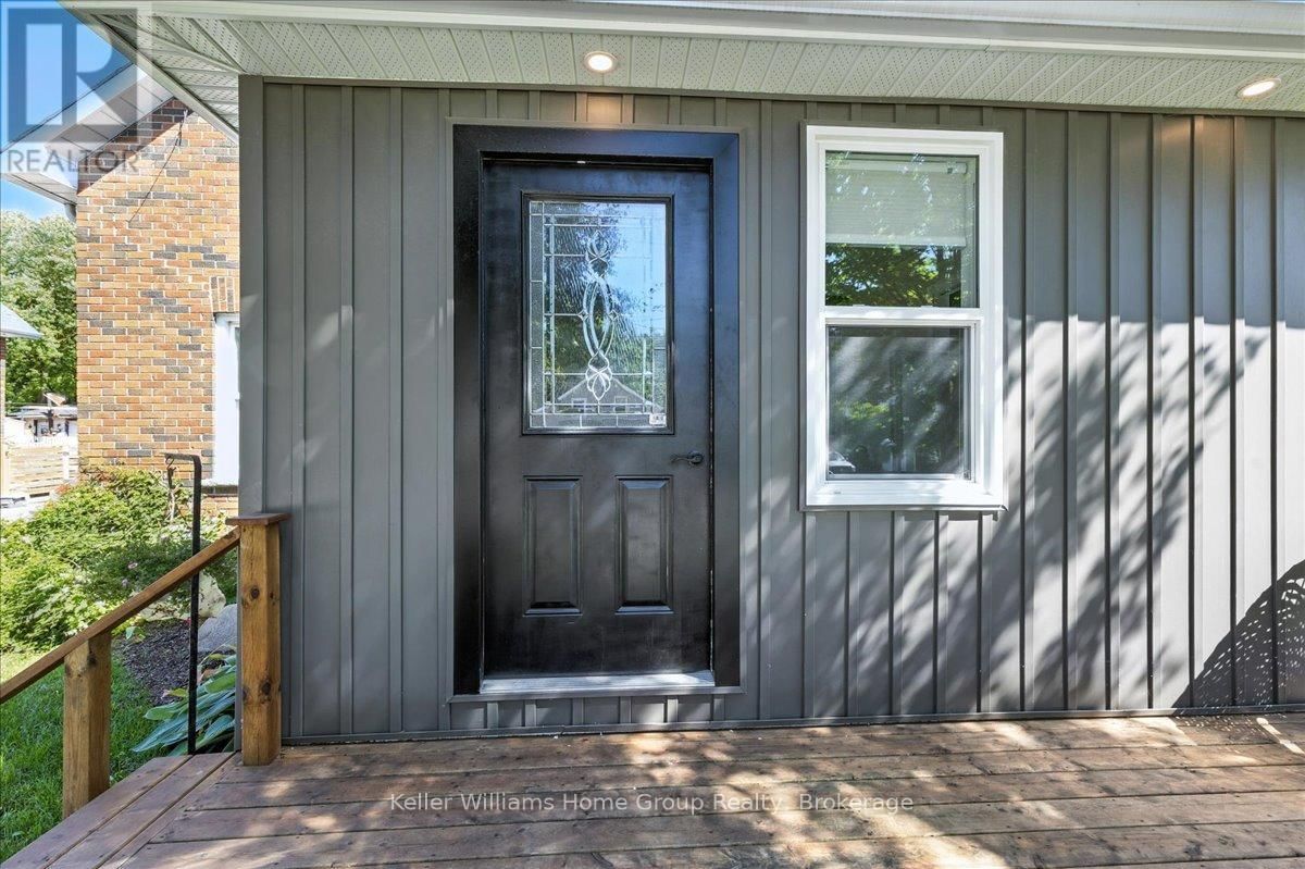 138 FREDERICK STREET EAST Image 2