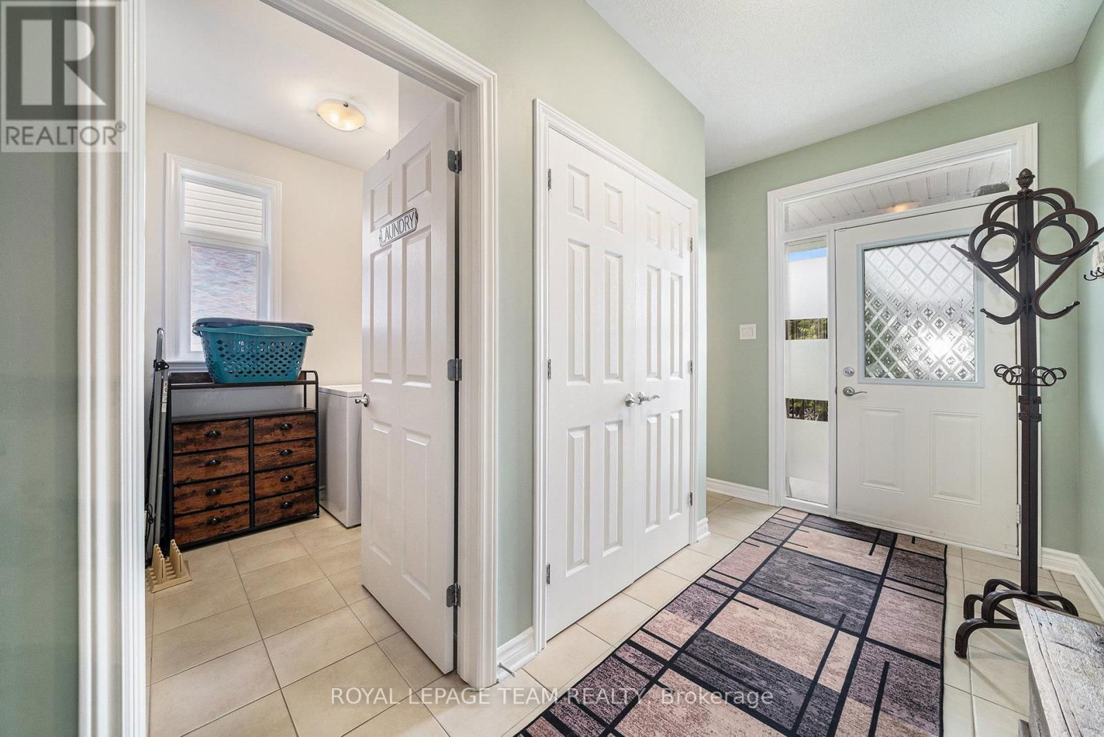 129 TRADEWINDS CRESCENT Image 14