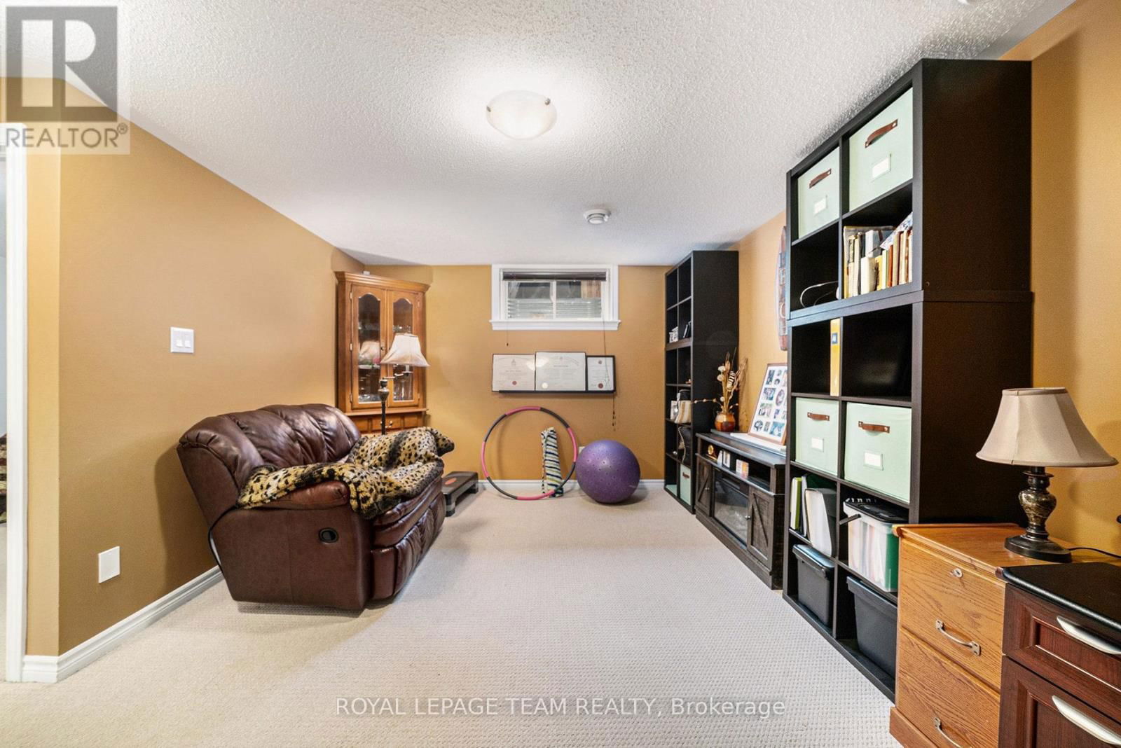 129 TRADEWINDS CRESCENT Image 22