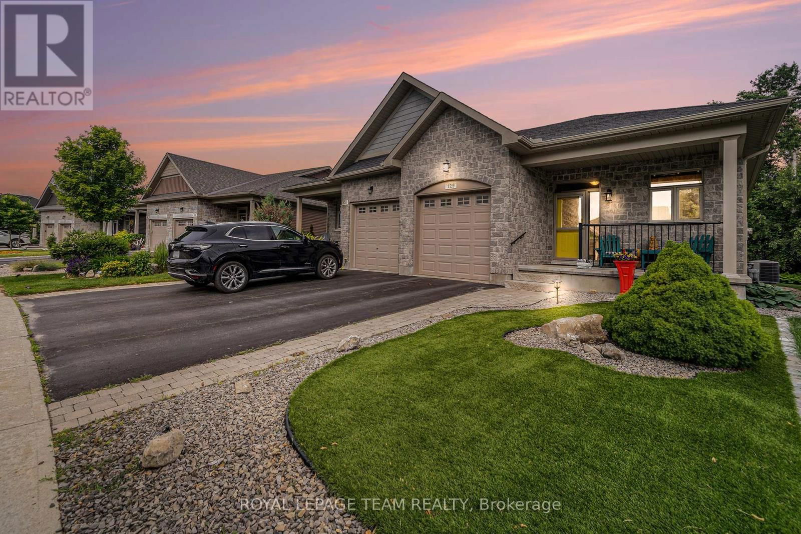 129 TRADEWINDS CRESCENT Image 3
