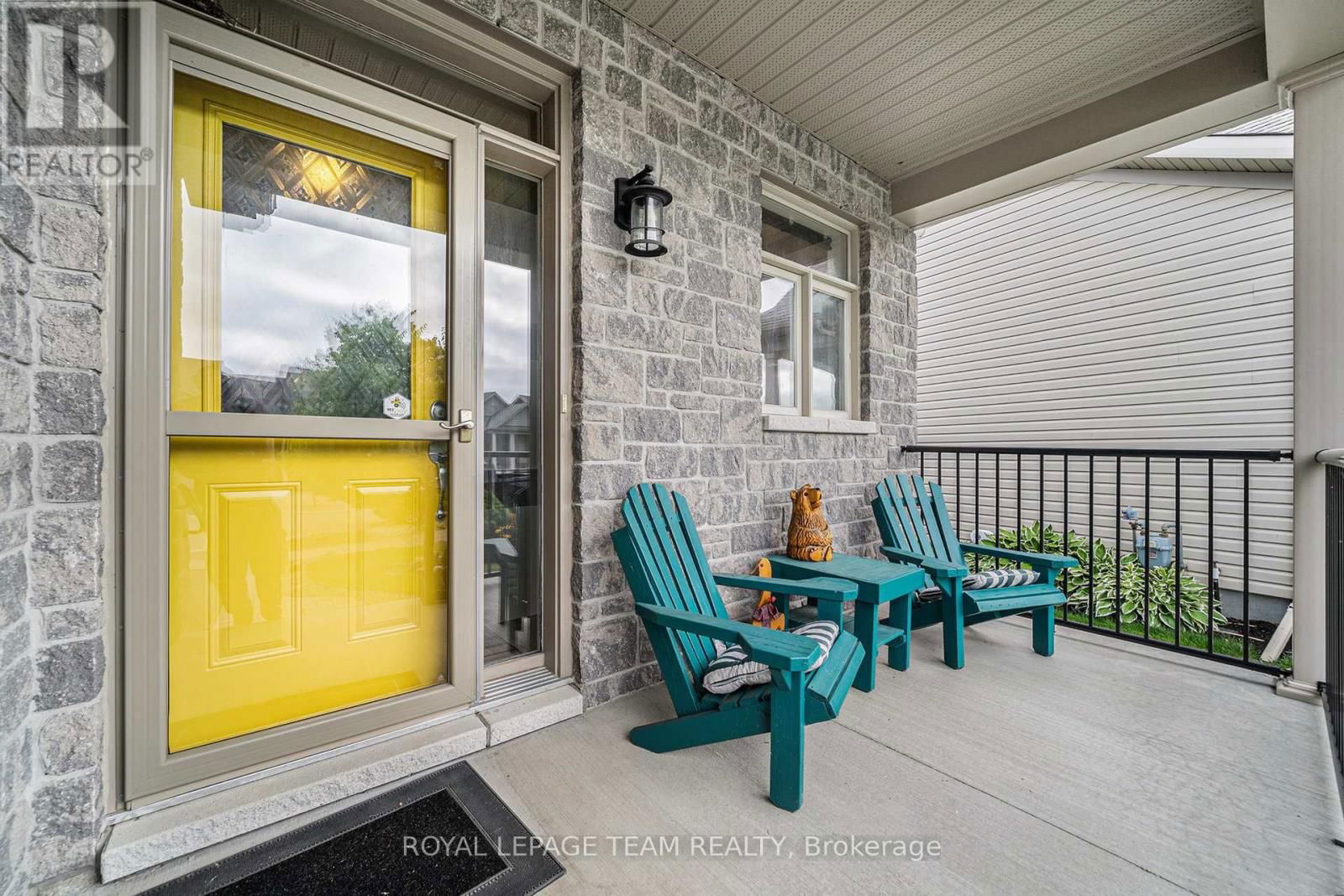 129 TRADEWINDS CRESCENT Image 4