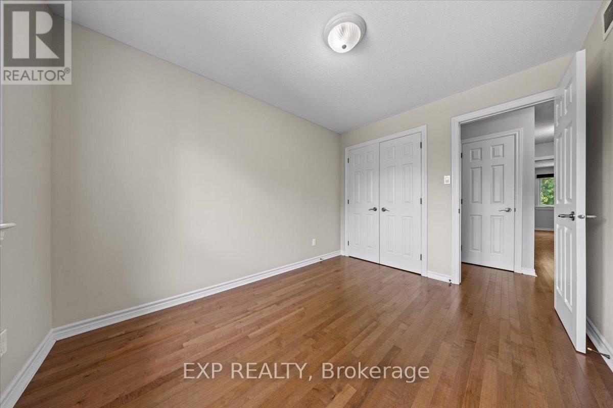 264 BRADWELL WAY Image 31