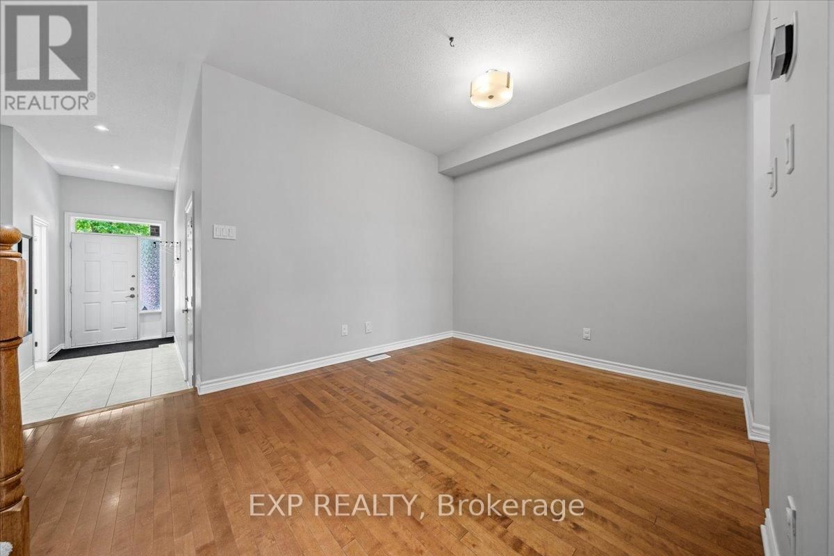 264 BRADWELL WAY Image 6