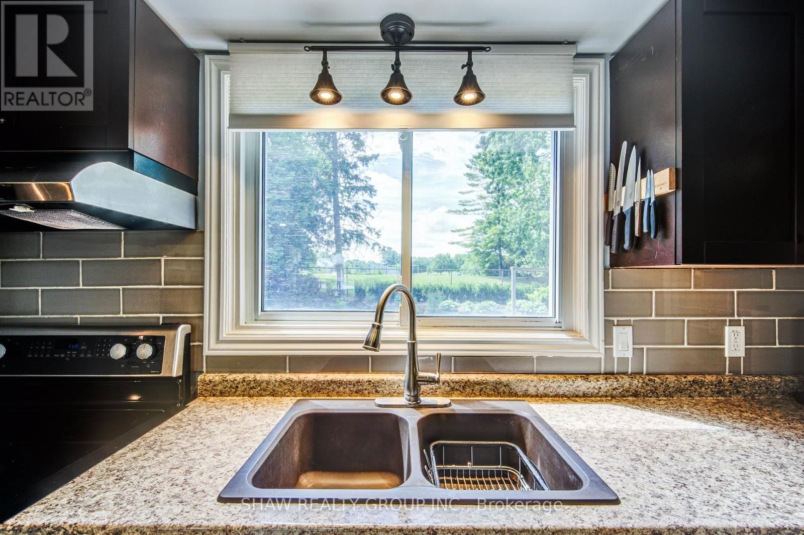 141 TAVISTOCK ROAD Image 19