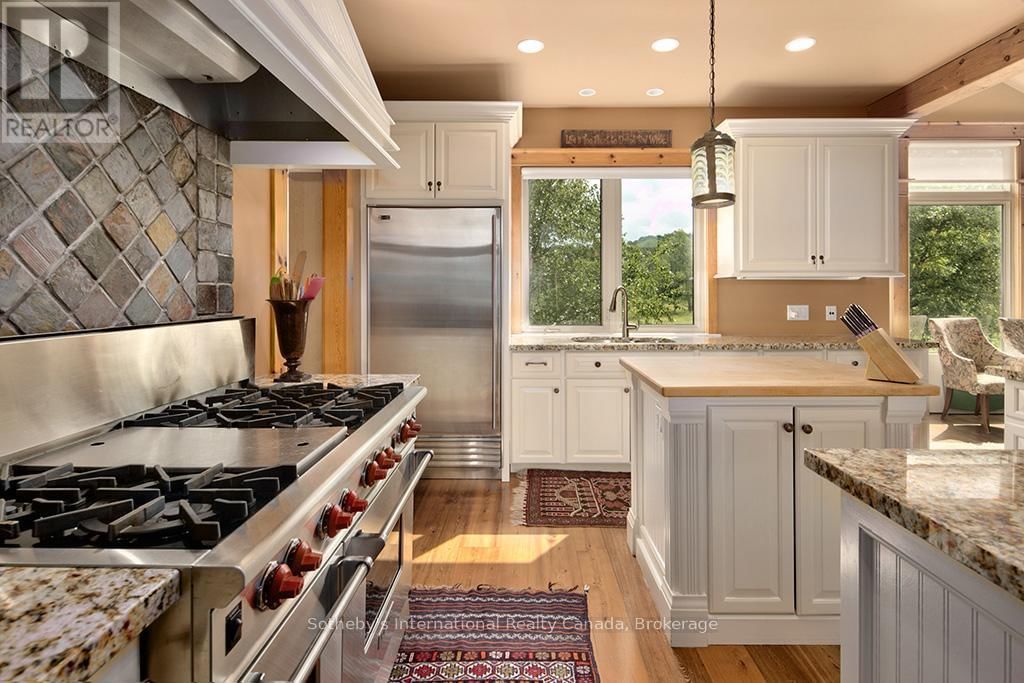 415763 10TH LINE Image 12