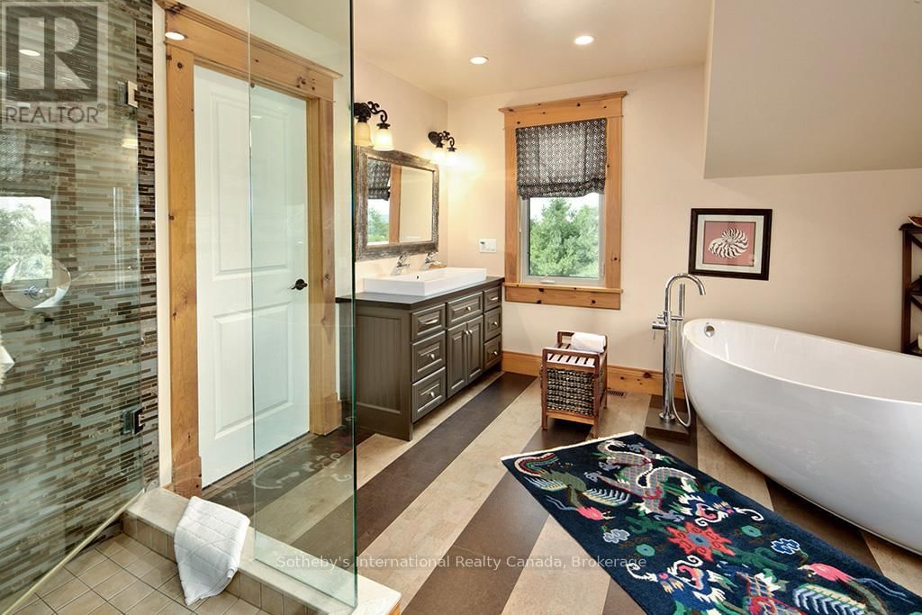 415763 10TH LINE Image 19