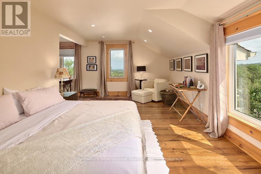 415763 10TH LINE Image 21